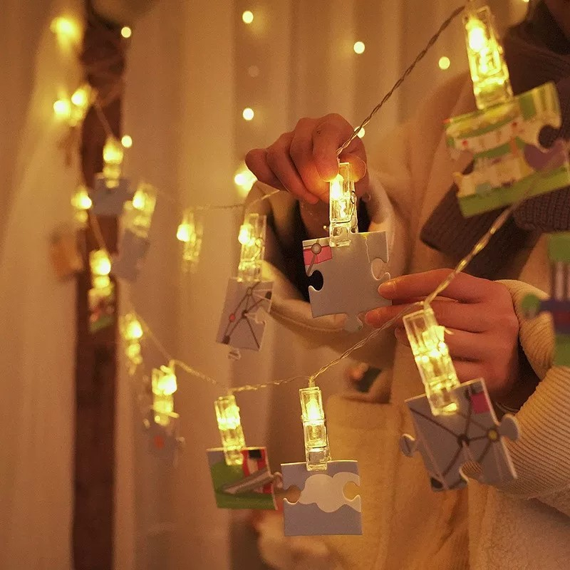 Picture Hanging Strip - Guirlande lumineuse LED avec clips pour